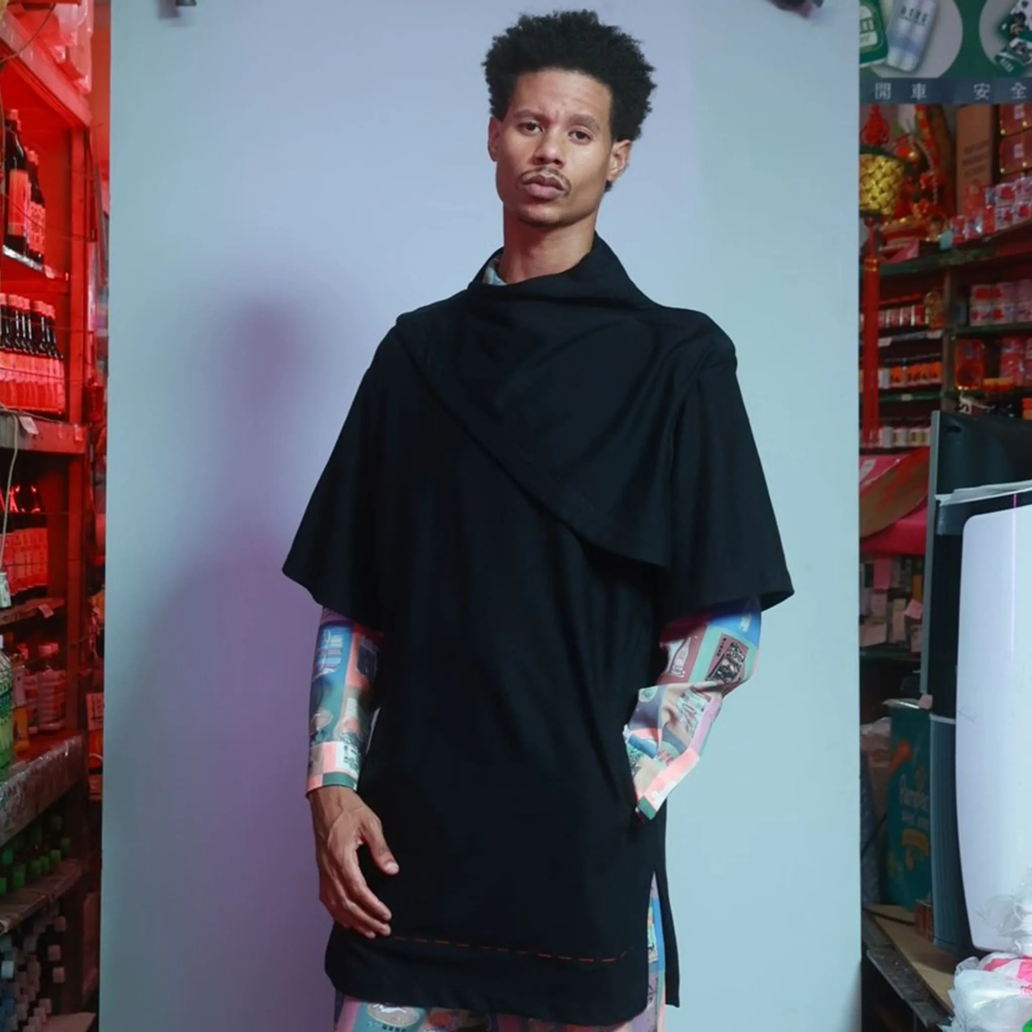 Hollow Neck Layers Top