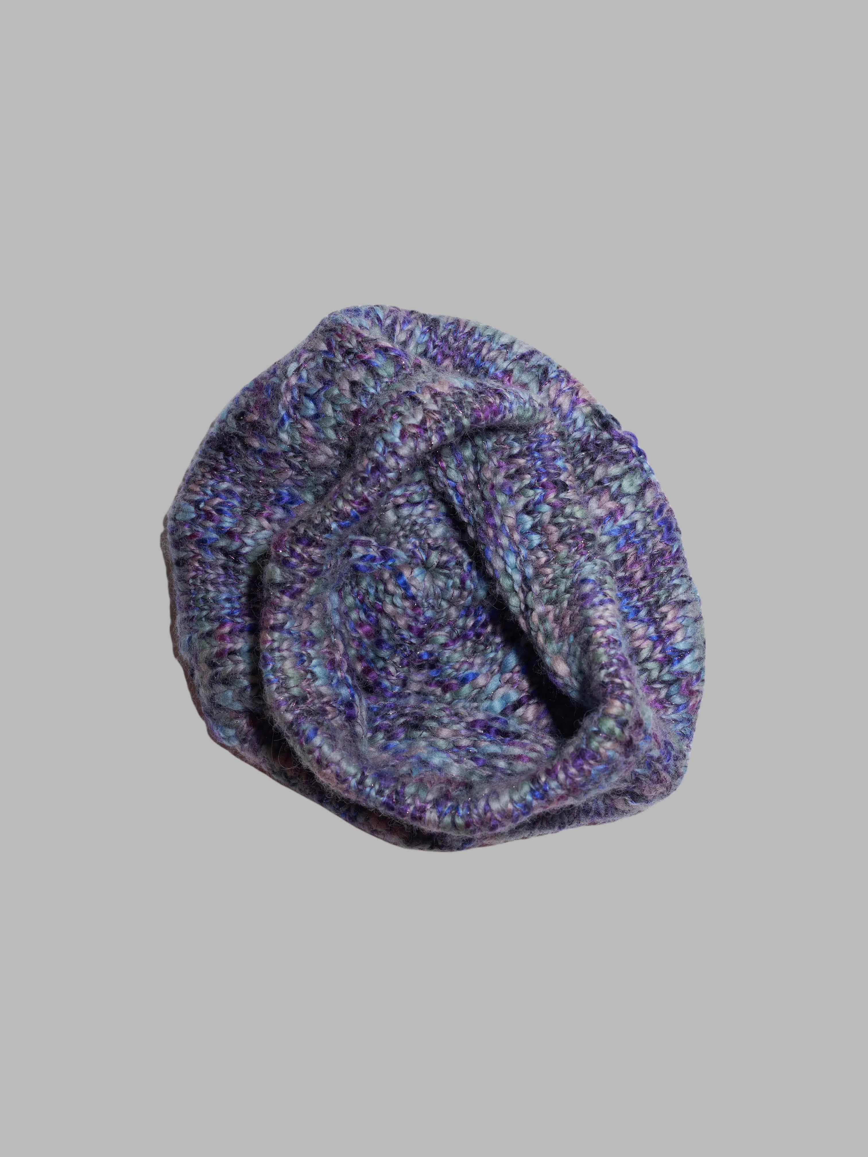 Jean Colonna purple blue grey knitted wool beanie